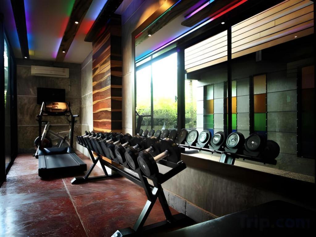 Pak Ping Ing Tang Boutique 4*